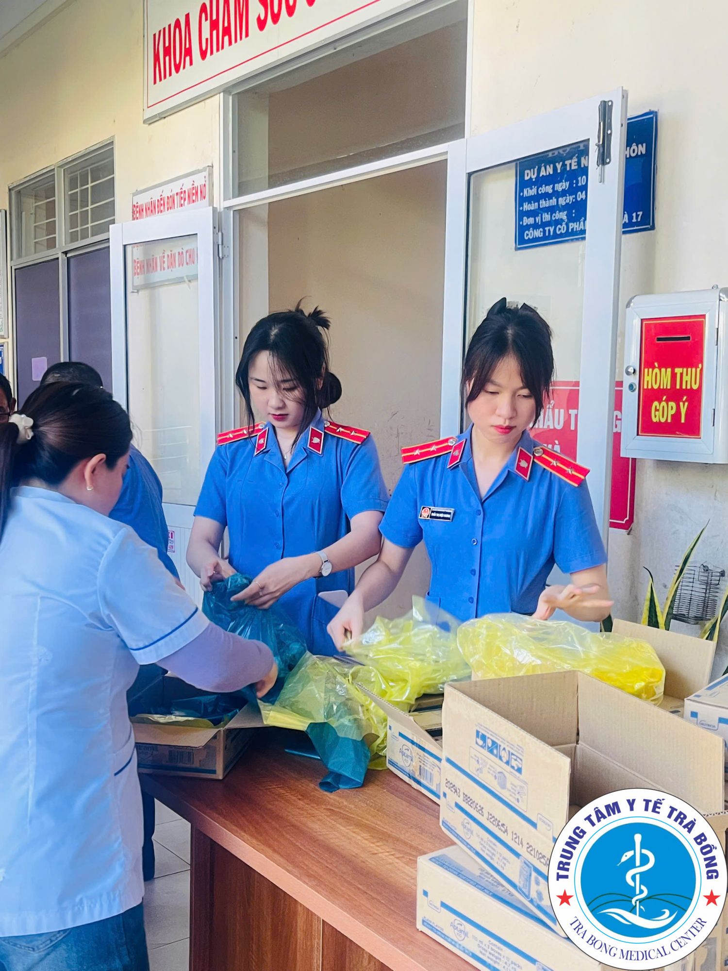 Một ngày 1/6 thật ý nghĩa đối với các bệnh nhi đang điều trị tại Trung tâm Y tế Trà Bồng. Xin trân trọng cảm ơn những tấm lòng sẻ chia và sự quan tâm của Viện Kiểm soát khu vực Trà Bồng dành cho các em nhỏ." ❤️
