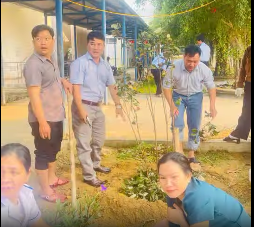 SÁNG THỨ 6 XANH – CHUNG TAY XÂY DỰNG BỆNH VIỆN XANH, SẠCH, ĐẸP